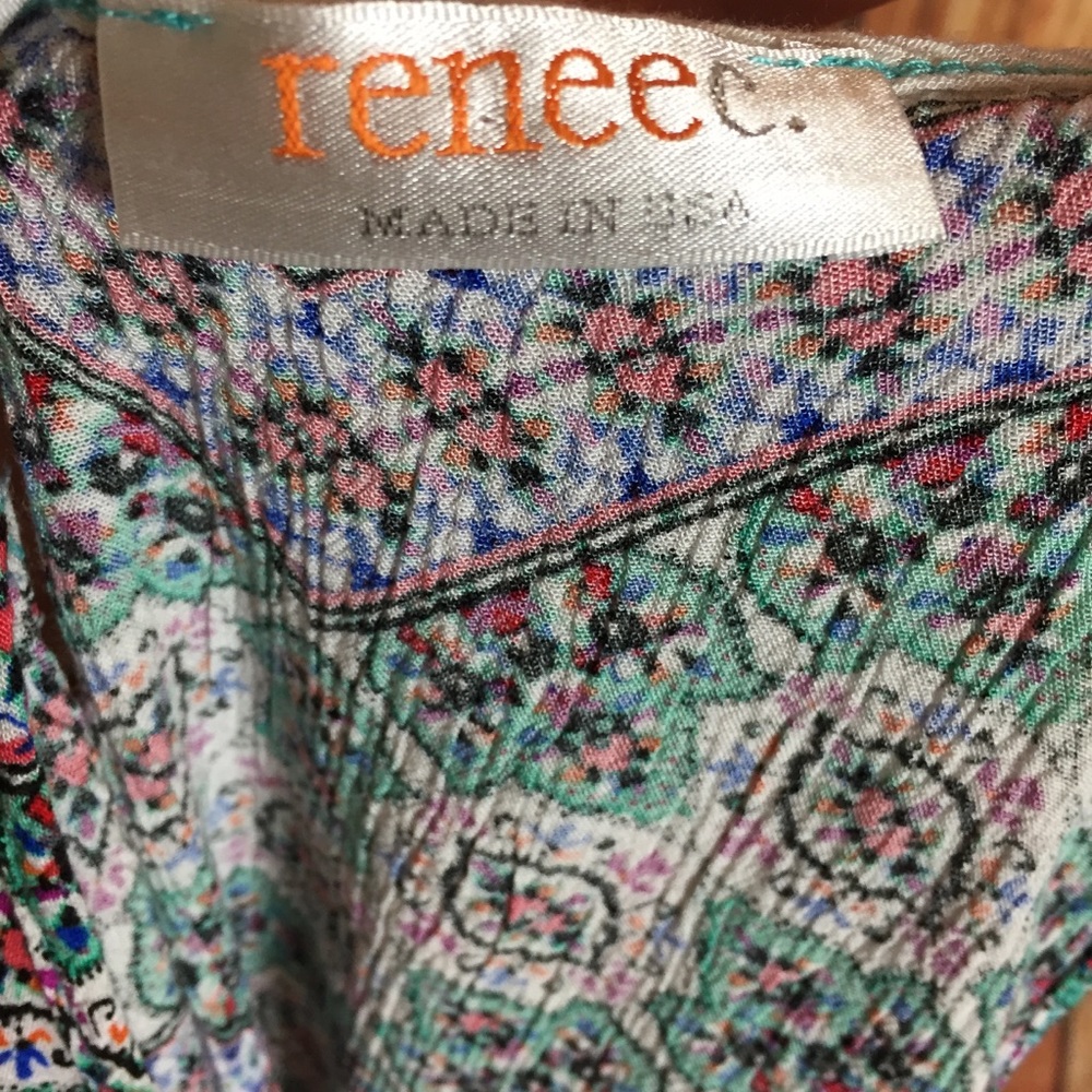 Renee C. LG Boho Keyhole Aztec Sleeveless Blouse - Picture 5 of 7